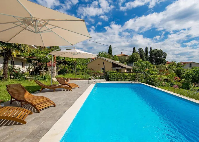 Διαμέρισμα 2 Bedroom Awesome In